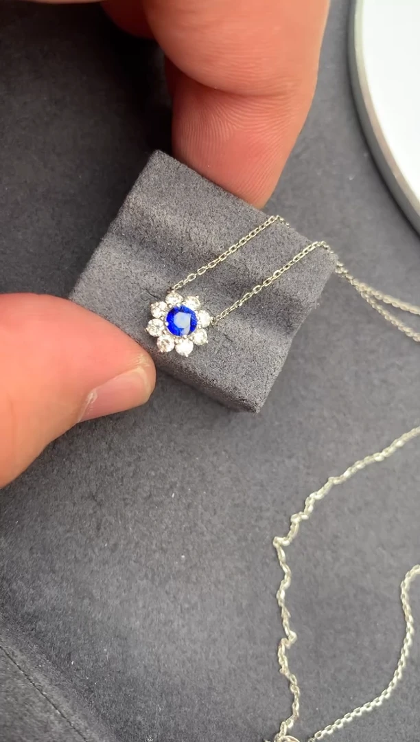 项链蓝宝石18K金镶嵌0.25ct皇家蓝  AE  定制