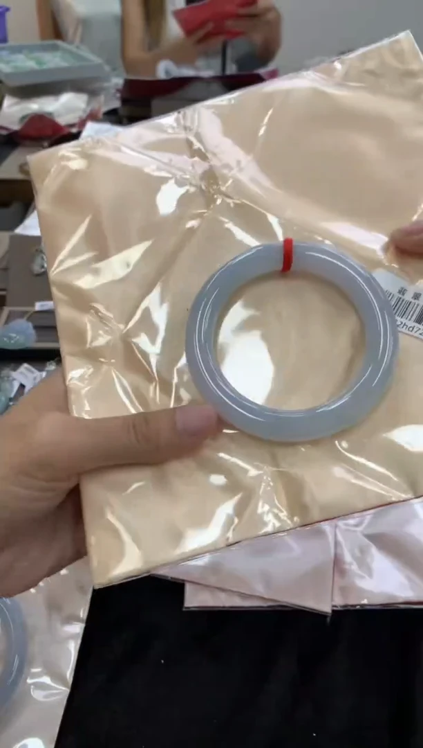 颈饰未镶嵌翡翠手镯57#