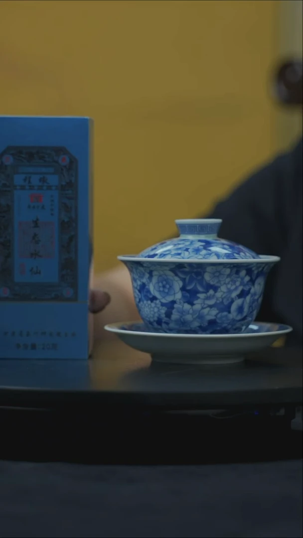 摆件景德镇精美瓷器