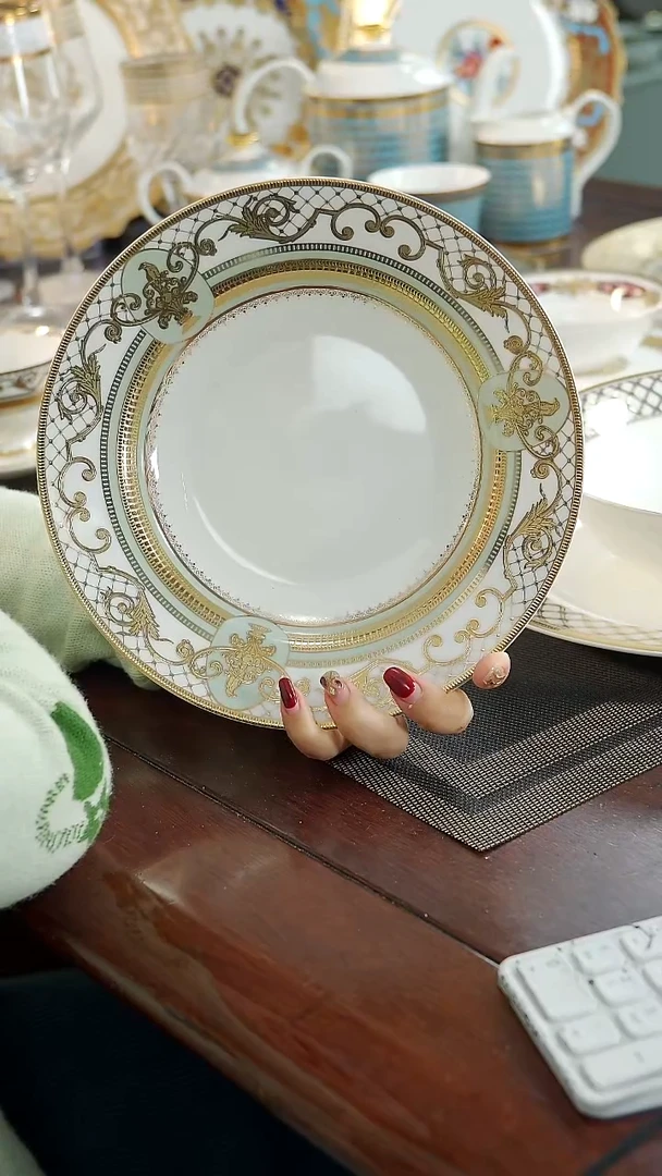 瓷片9英寸草帽盘4个