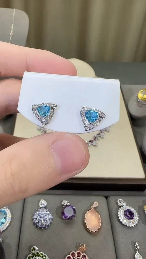 银S925镶嵌托帕石耳饰6mm耳钉简约款