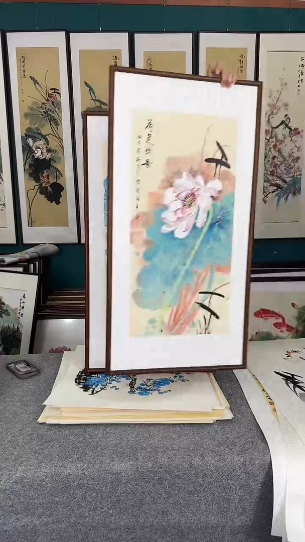 国画荷花实木装裱45*90