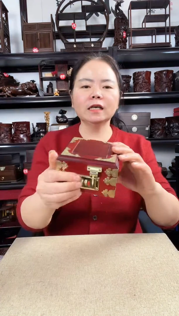 木正方盒老李红木工艺品