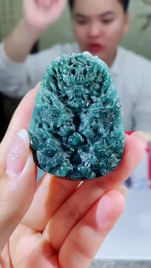 颈饰未镶嵌翡翠翡翠多样性发其一