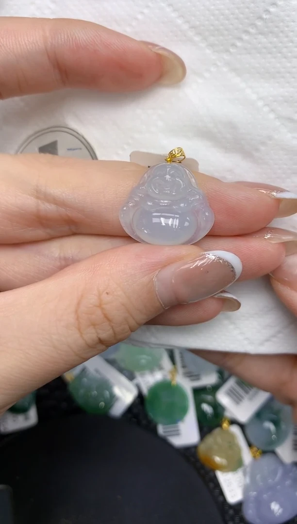 颈饰18K金镶嵌翡翠1111111