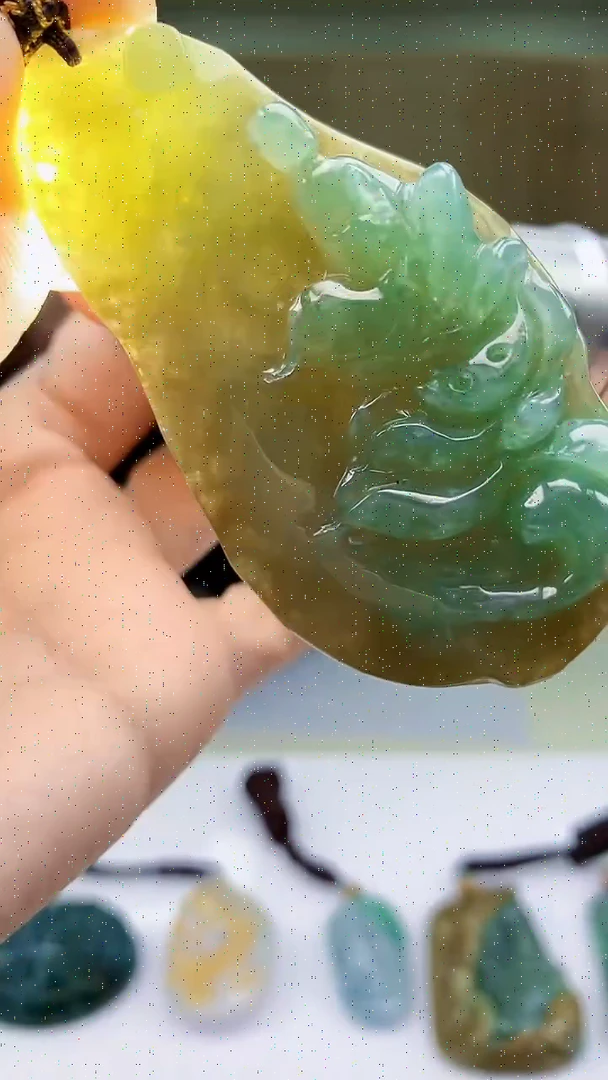 【闪购商品】定制翡翠未镶嵌4902ty-毛货挂件66