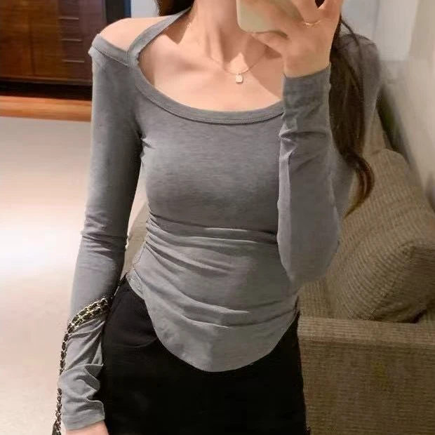 辣妹挂脖褶皱长袖百搭T恤女秋季新款设计感小众露背短款上衣