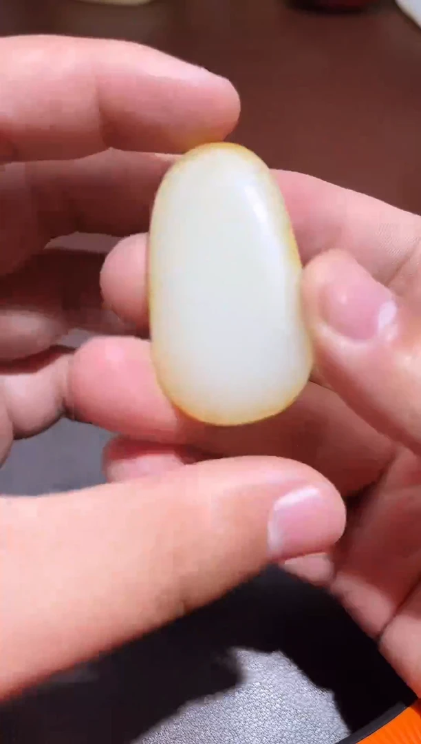 未镶嵌和田玉挂件天**光和田玉