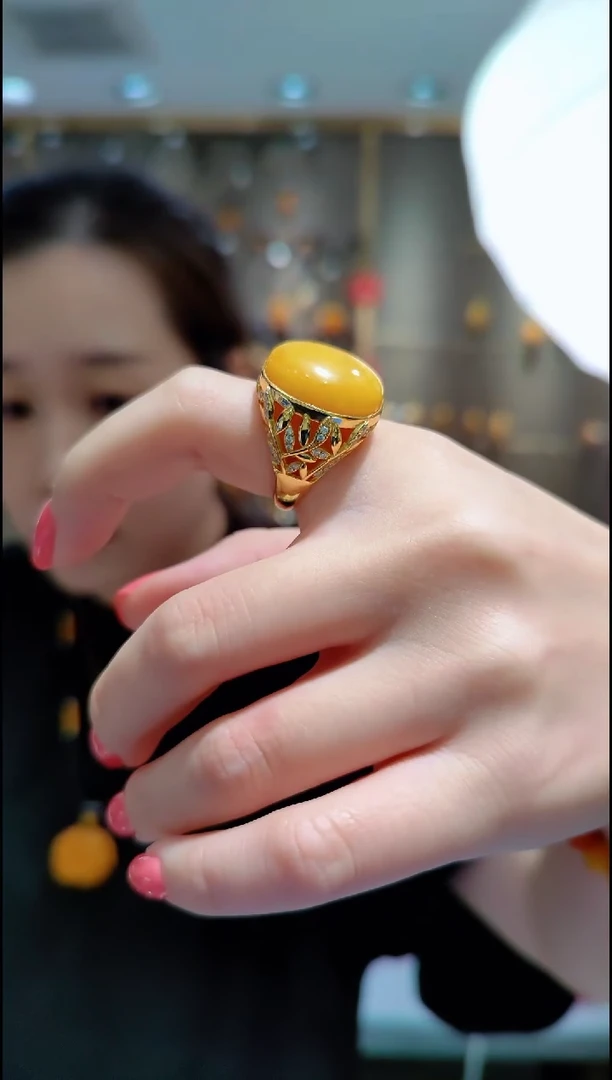 蜜蜡银S925镀金镶嵌珠宝奇石﹣F647蜜蜡戒指