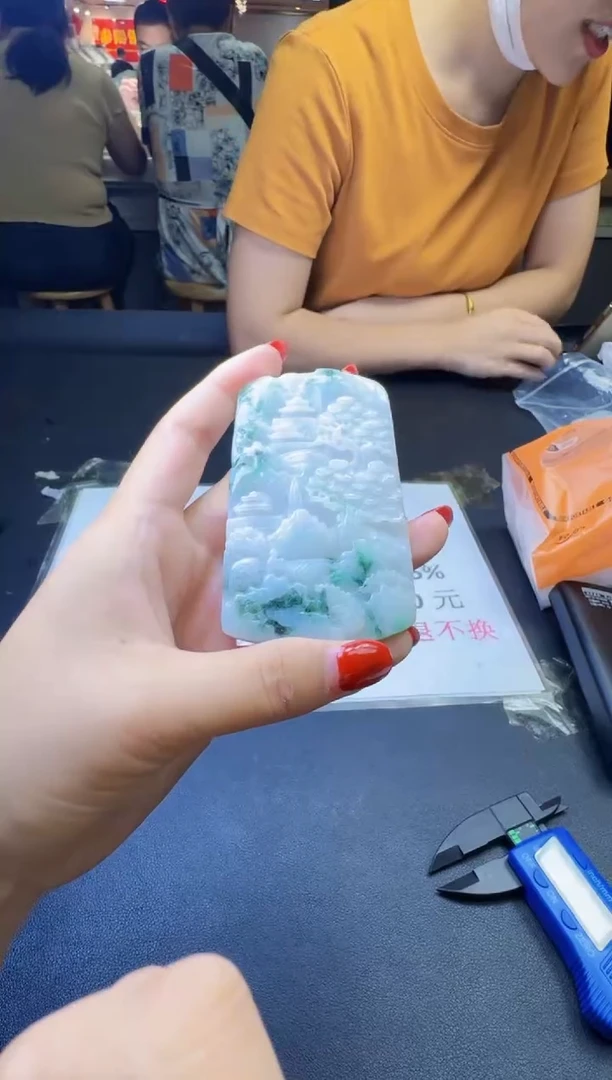 吊坠(不含链)未镶嵌翡翠天然翡翠A货