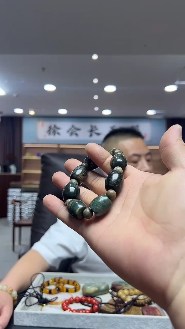 未镶嵌手链岫岩河磨玉（透闪石质玉）桶珠-多样性发货其中发一