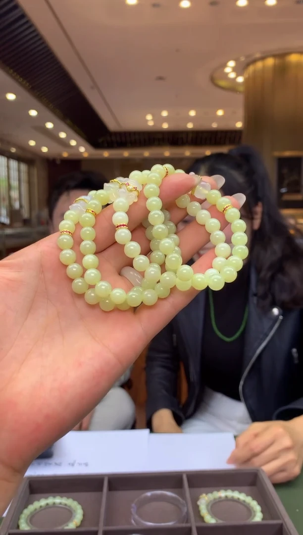 【闪购商品】定制和田玉Boss阳天然和田玉（拍一发一）