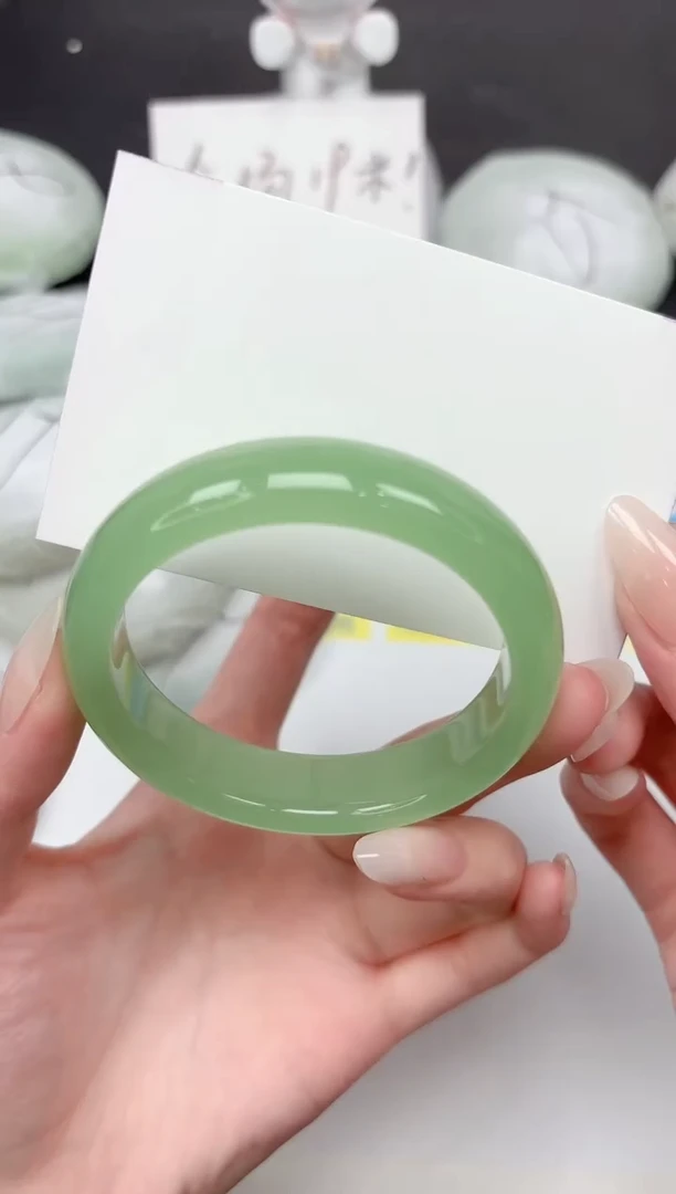 未镶嵌手镯石英质玉98-54.3