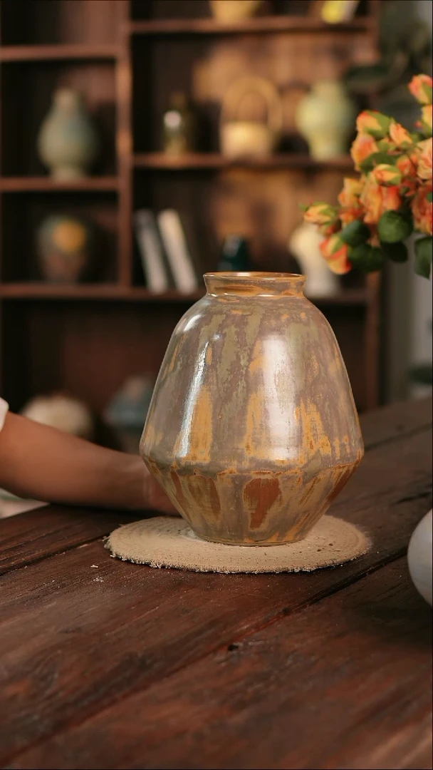 摆件1-58高27口9误差2无孔