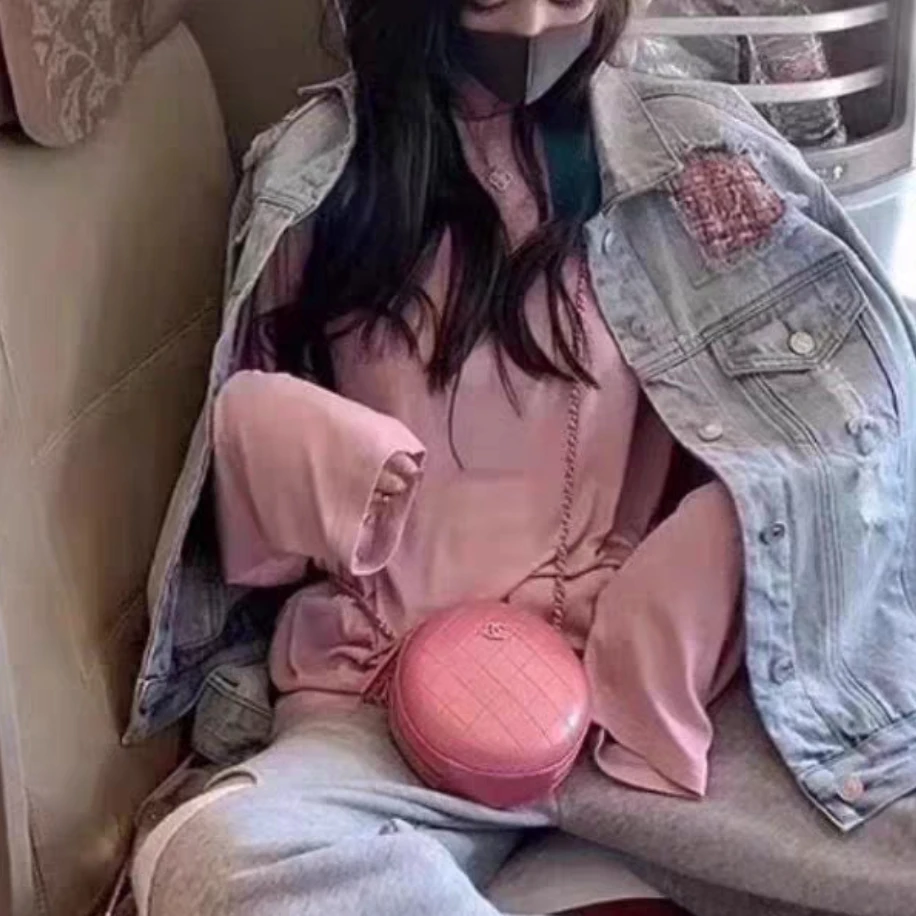 99新 Chanel/香奈儿 19C秀款粉色V纹圆饼链条包