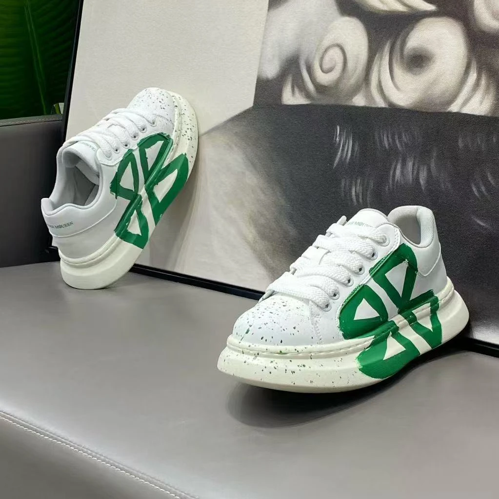 男鞋2025秋季新款轻便厚底运动休闲小白鞋男款潮牌增高爆款鞋子男