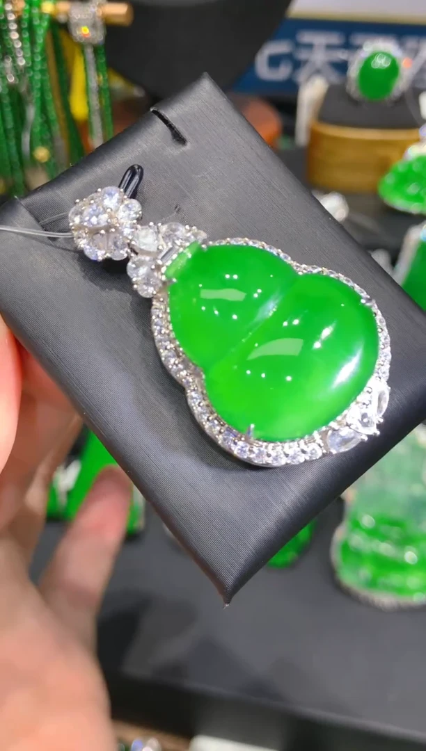 翡翠银S925镶嵌颈饰23一季