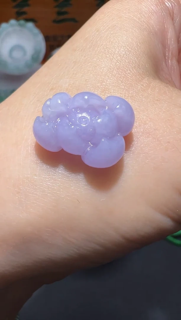 【闪购商品】定制翡翠未镶嵌16*12.4*5.8花花