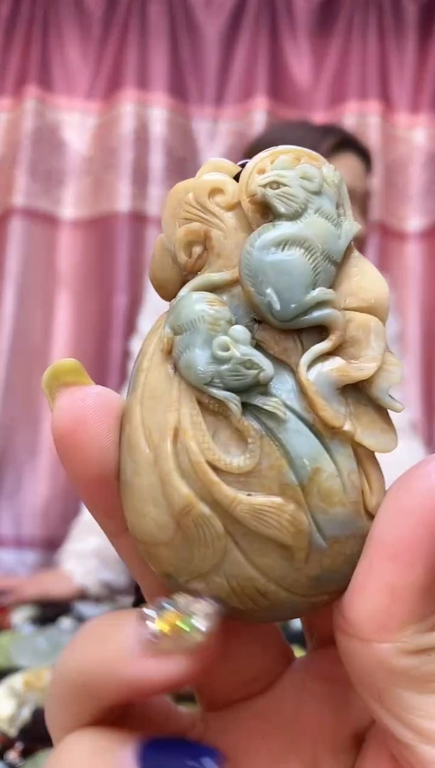 未镶嵌岫玉手把