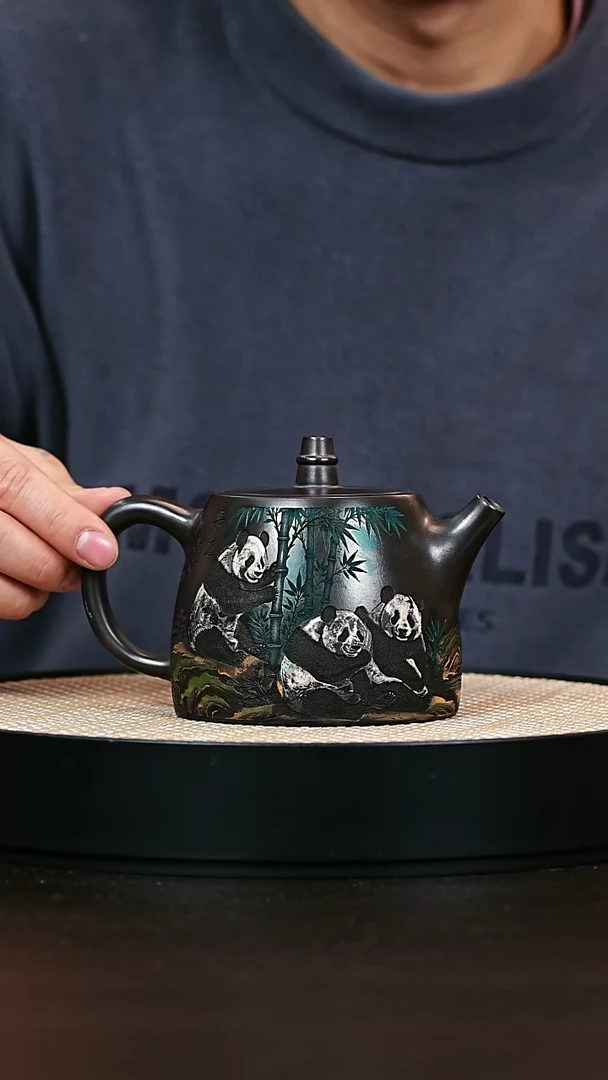 茶壶紫砂土骨石黄泥绘熊猫汉铎400cc