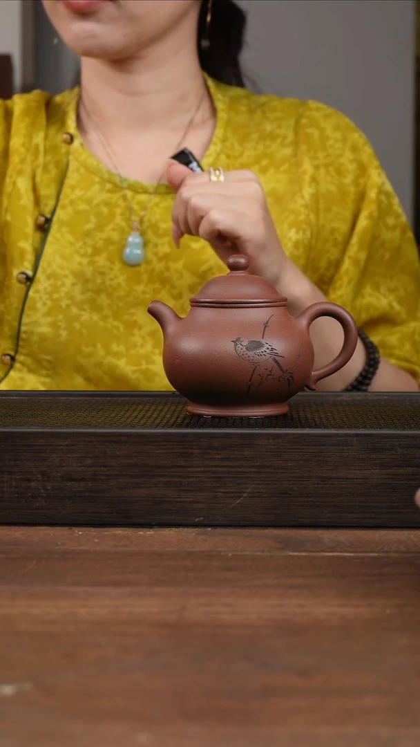 茶壶紫砂抽***寞紫泥潘壶   张成皓老师     刻绘小鸟   200CC