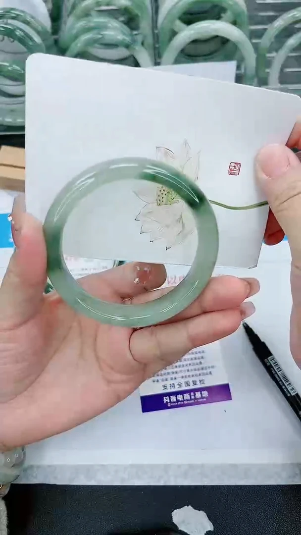 【闪购商品】石英质玉手镯未镶嵌212号/59-60圈