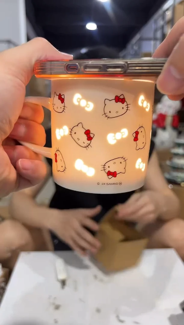 瓷片白色kt猫满印镂空咖啡杯