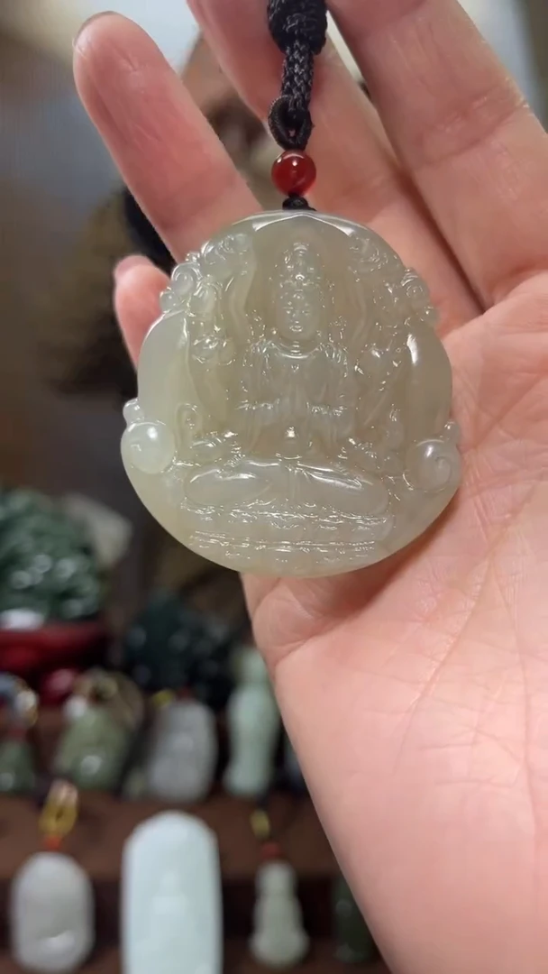 颈饰未镶嵌和田玉·