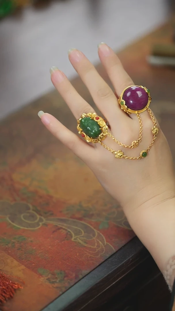 【闪购商品】红宝石戒指银S925镶嵌蛋面知了连体