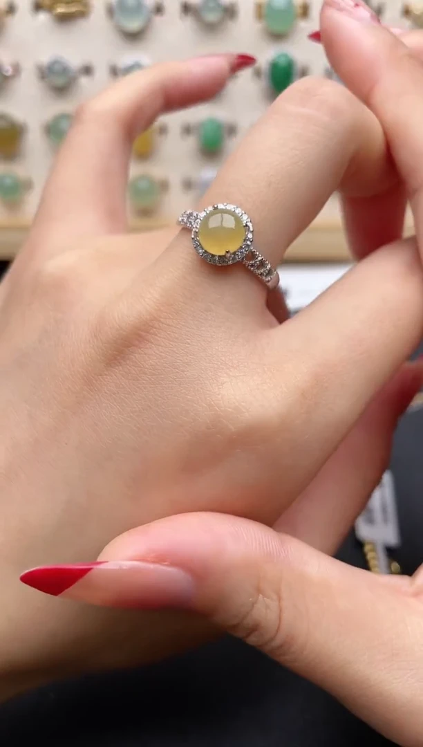 【闪购商品】翡翠戒指银S925镶嵌一物一证一礼盒