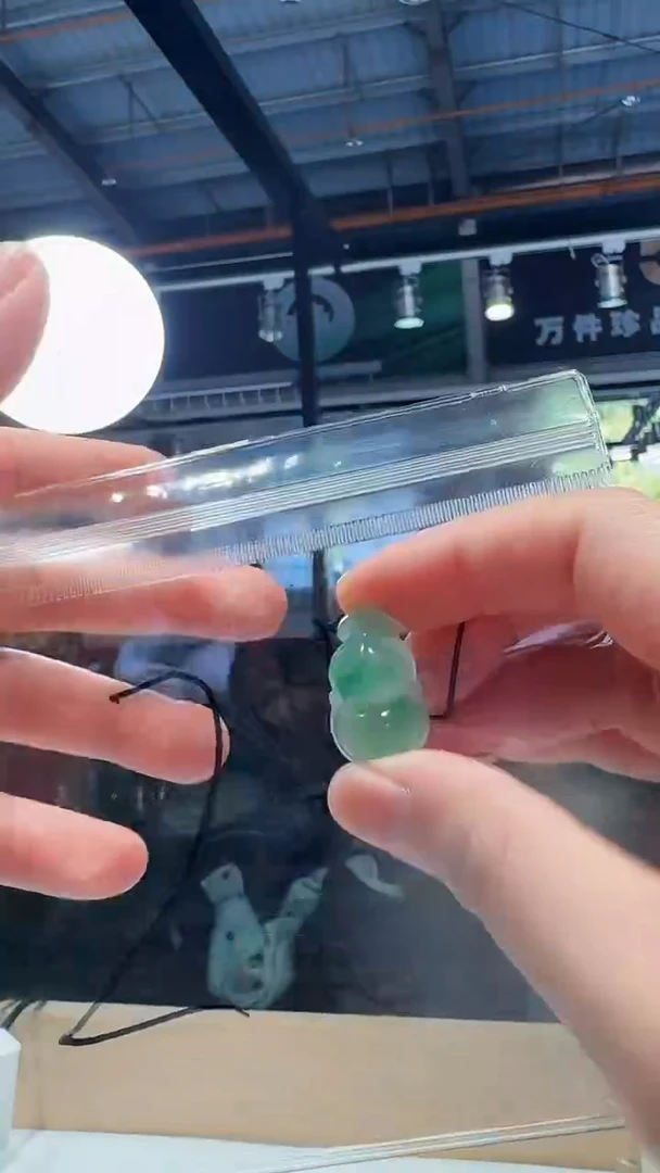 合金手链石英质玉（非洲翠）兰*2