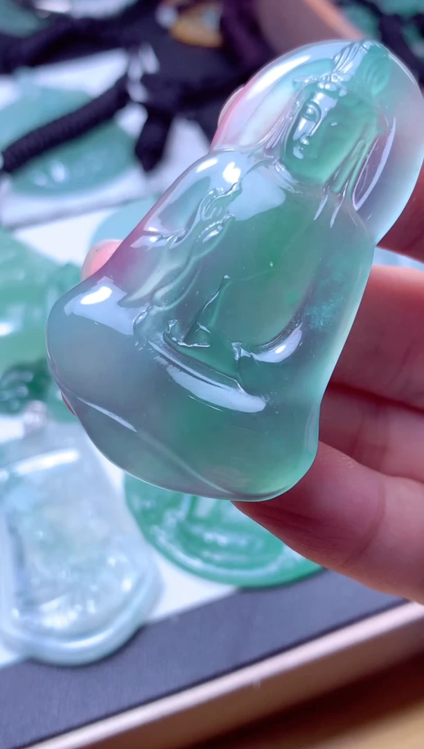 颈饰未镶嵌翡翠天然A货翡翠