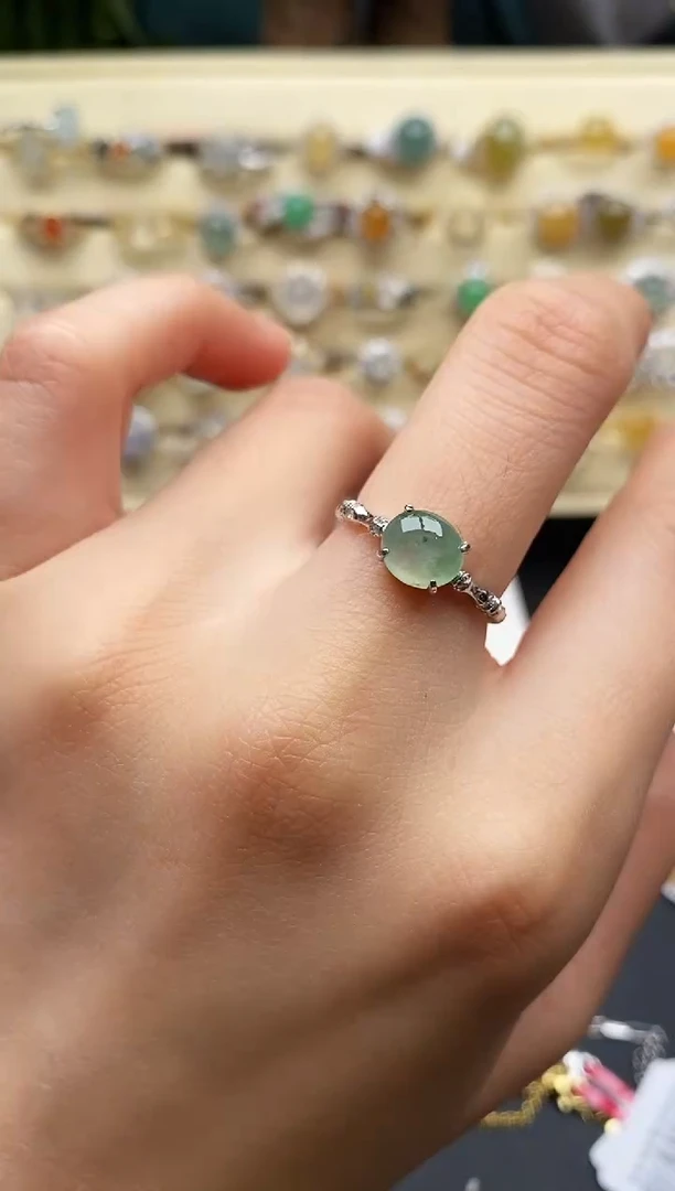 翡翠戒指银S925镶嵌3333333+1