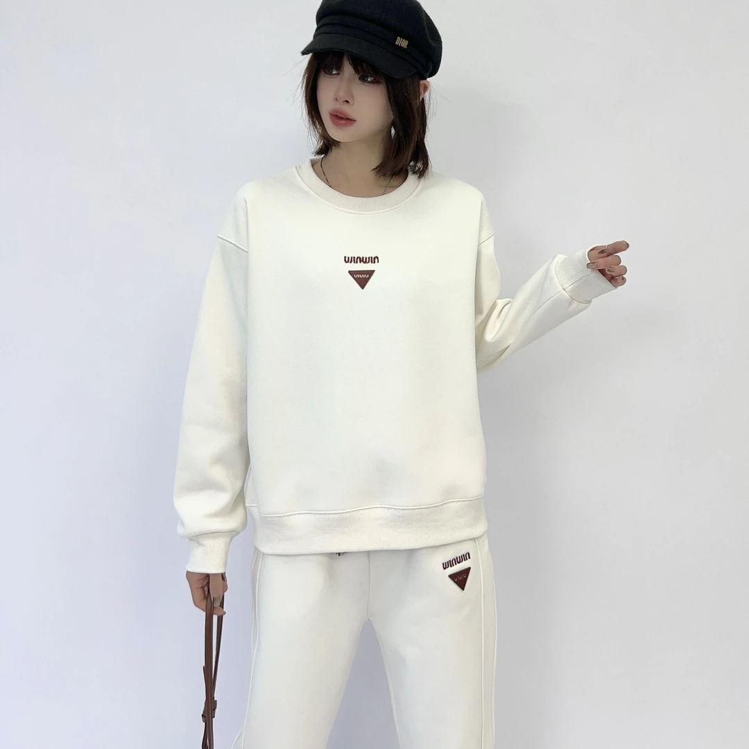 T111秋季新款休闲时尚潮流刺绣三角皮标运动套装24-170-1