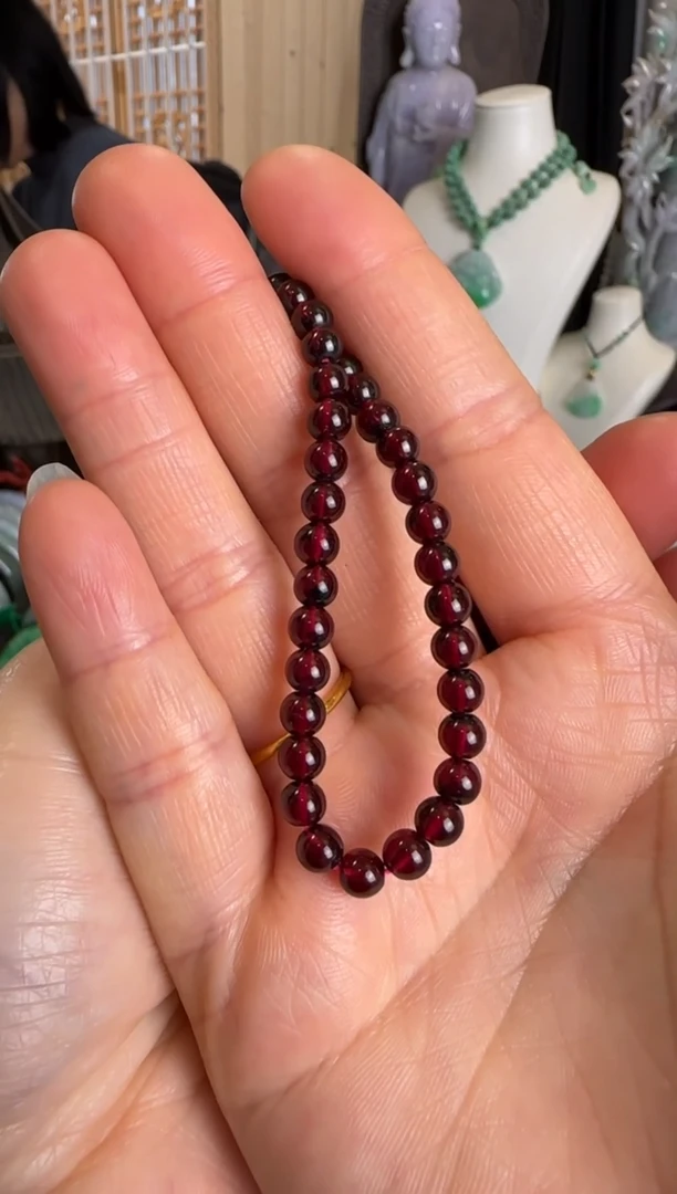 【闪购商品】水晶手串未镶嵌石榴石定制单圈