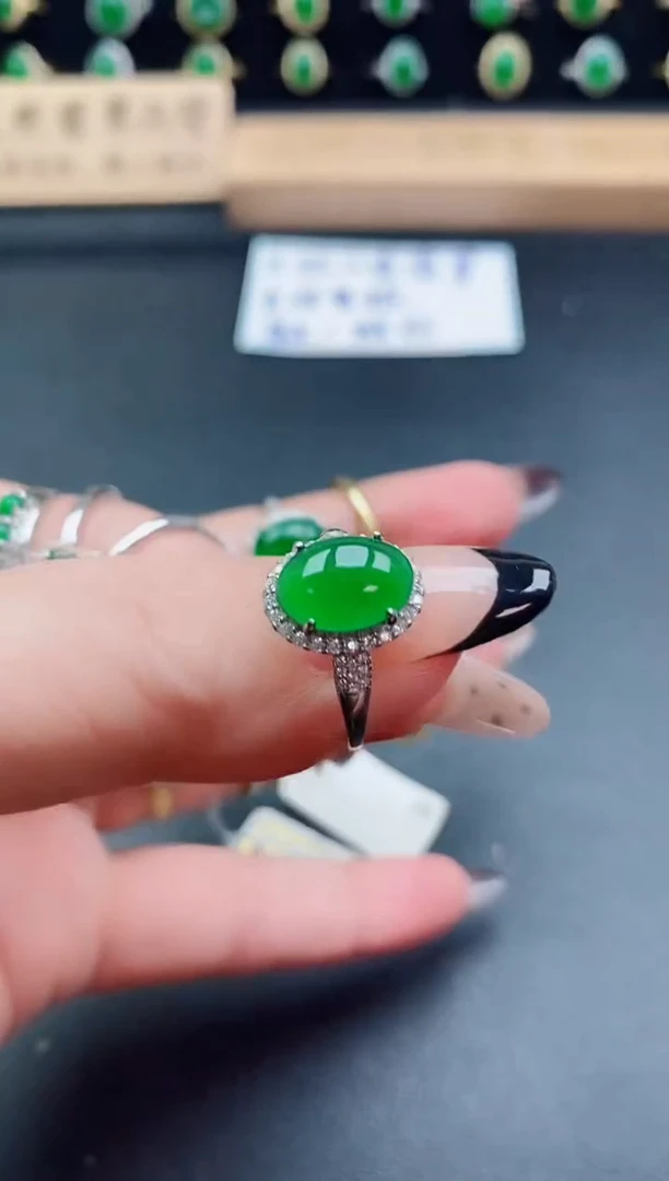 银S925镶嵌戒指翡翠1