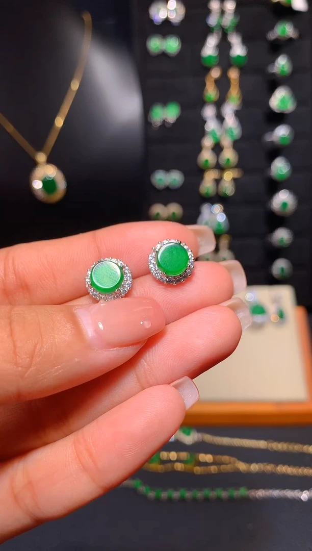 【闪购商品】翡翠耳饰银S925镶嵌多样性