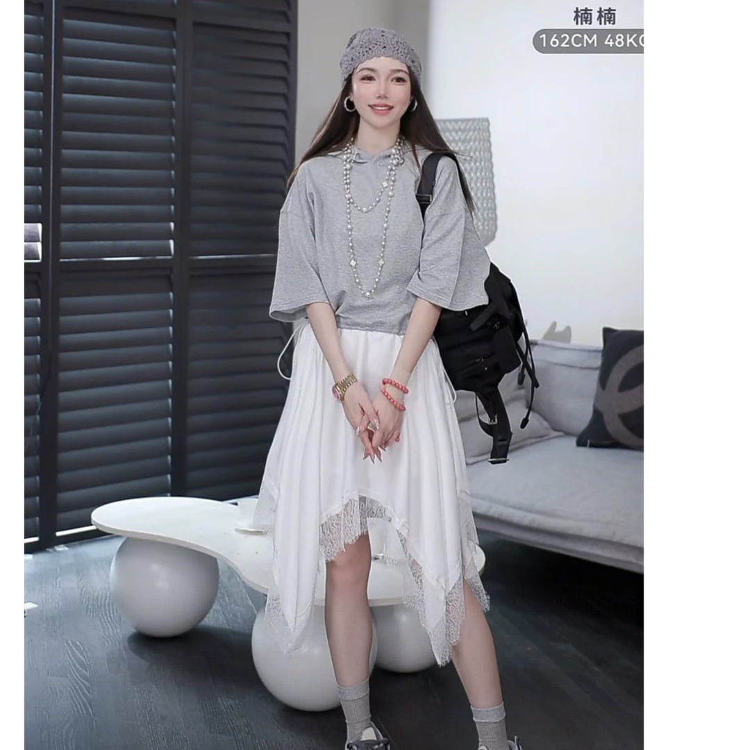 i-EAST NN 牧羊少女~百搭时尚假两件卫衣连衣裙-5X Q13718