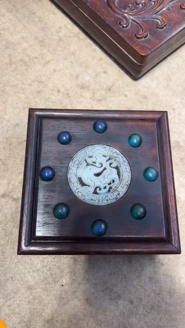 【闪购商品】贡木玉石镶嵌抽拉盒