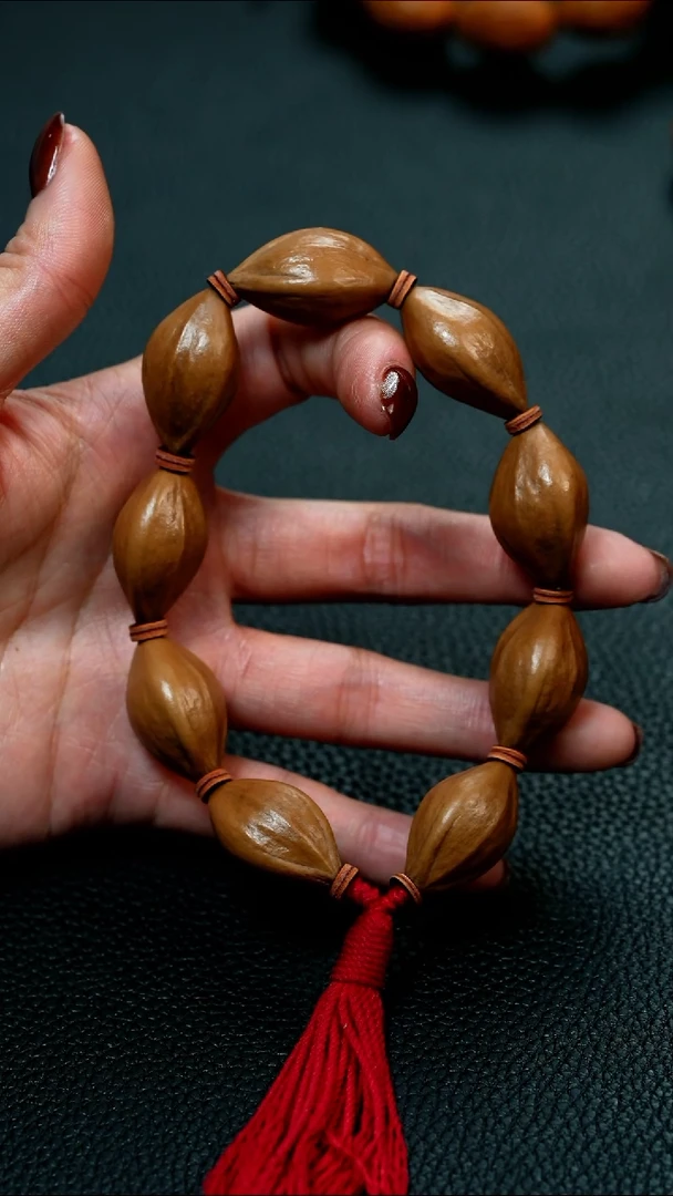 吊坠橄榄核gggggg