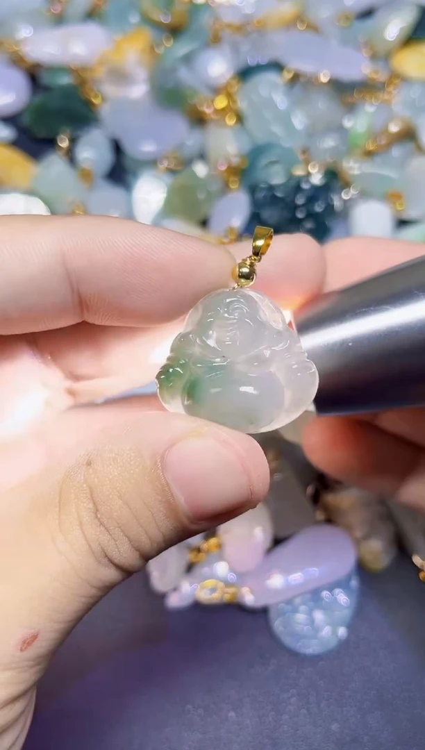 颈饰未镶嵌翡翠天然A货翡翠