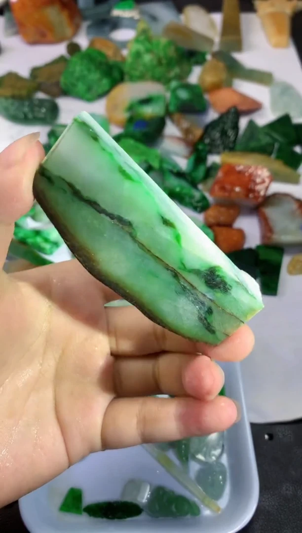 颈饰未镶嵌翡翠080天然翡翠