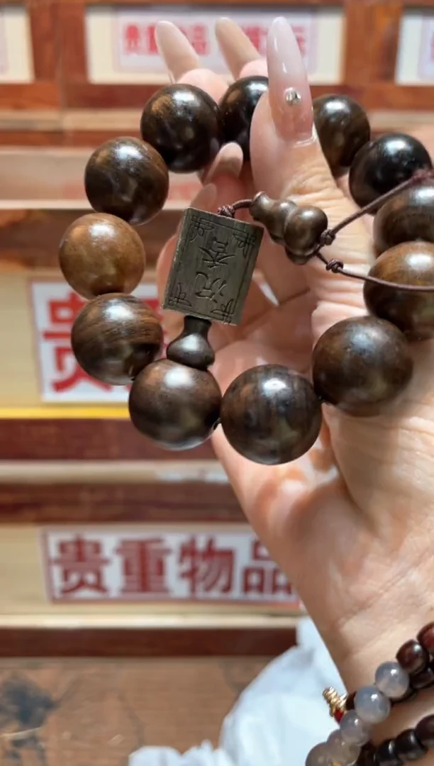 精品手串闪购链接（多样性发其一）￥