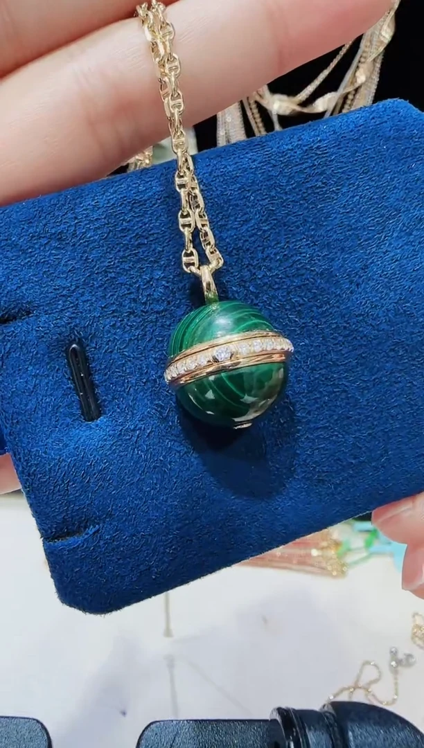 18K金镶嵌吊坠不含链钻石吊坠