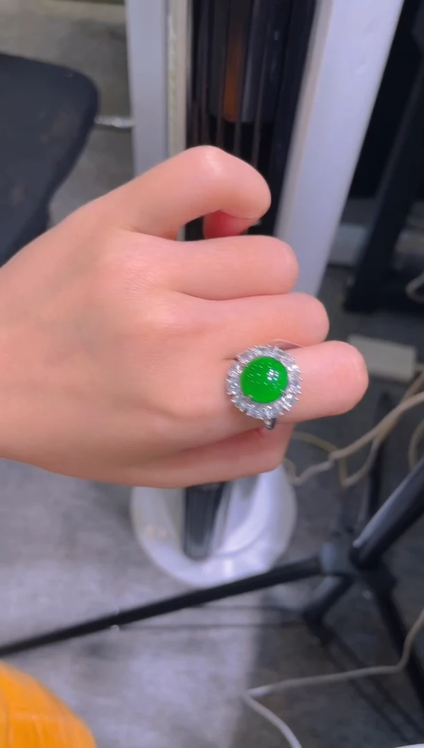 翡翠银S925镶嵌颈饰翡翠A9