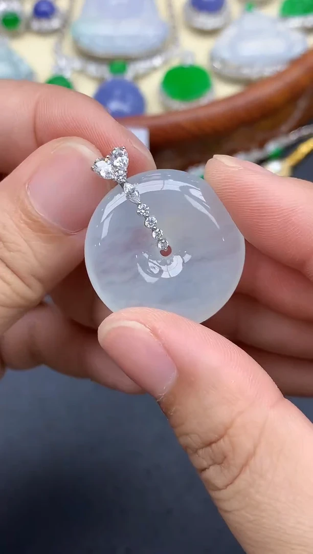 颈饰18K金镶嵌翡翠146-中国好珍宝