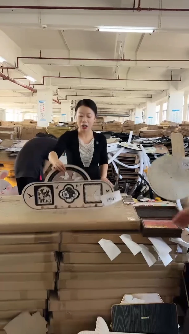 横款孤品果果微瑕闪购F901