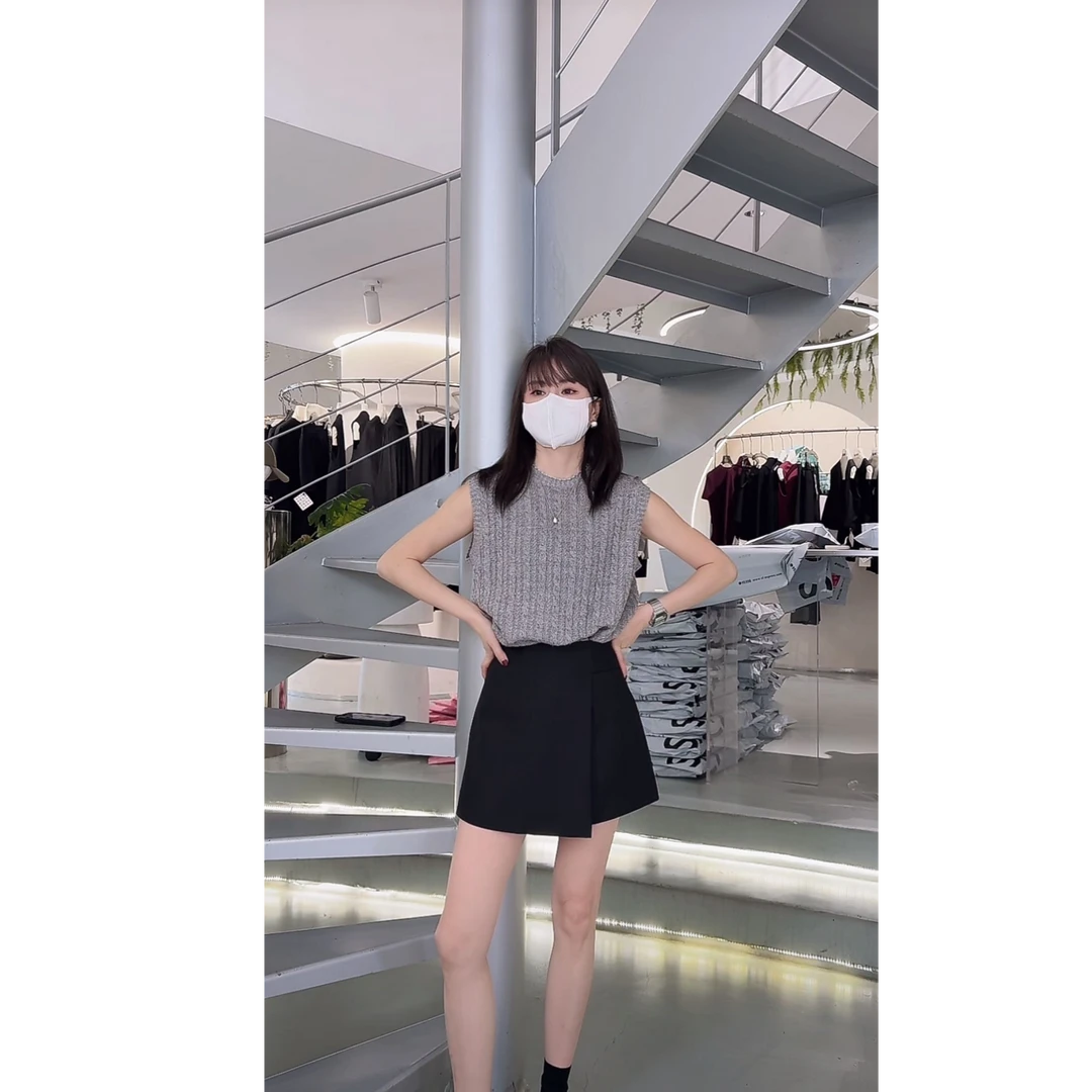 【名衣扬】姗姗裙裤~2025年高腰显瘦百搭阔腿A字西短裤气质四季款