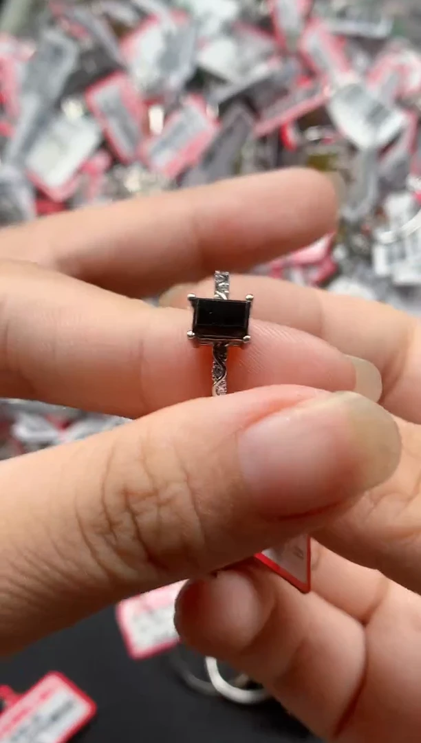 银S925镶嵌戒指翡翠天然A货缅甸翡翠