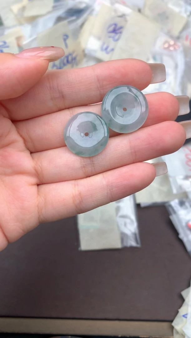 未镶嵌挂件翡翠一